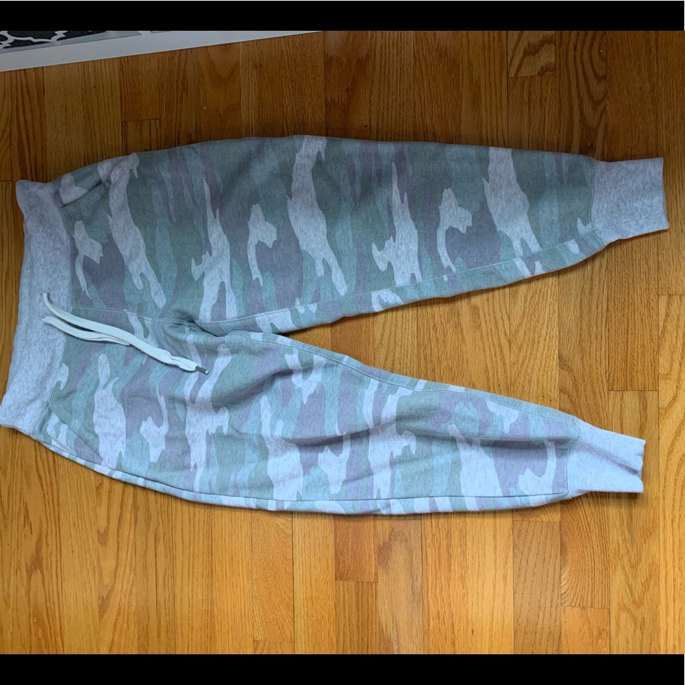 Aerie joggers